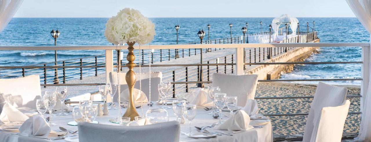Elias Beach Hotel ลิมาซอล ภายนอก รูปภาพ