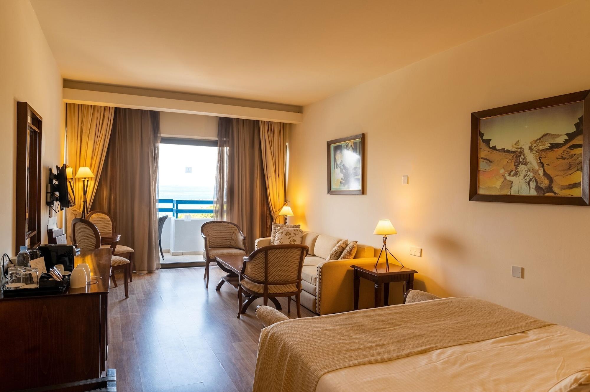 Elias Beach Hotel ลิมาซอล ภายนอก รูปภาพ