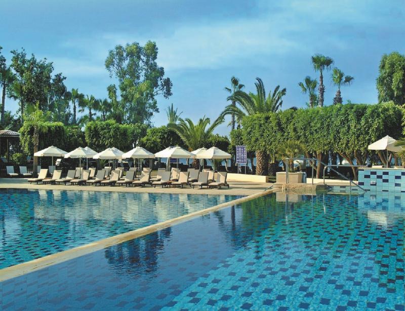 Elias Beach Hotel ลิมาซอล ภายนอก รูปภาพ